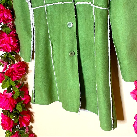 True Grit Tumbled Faux Suede Silverton Coat Green - Picture 3 of 7